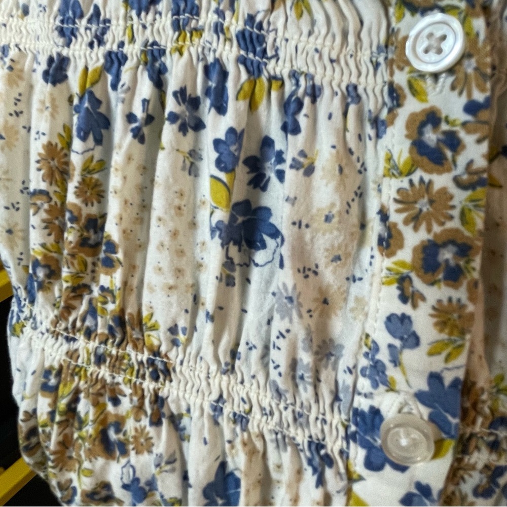 Future Collective Chic Floral Button-Up Blouse - Blue and Cream - Picture 4 of 9